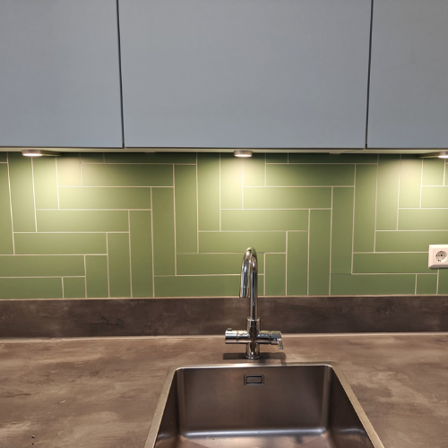 klebefliesen küche grün